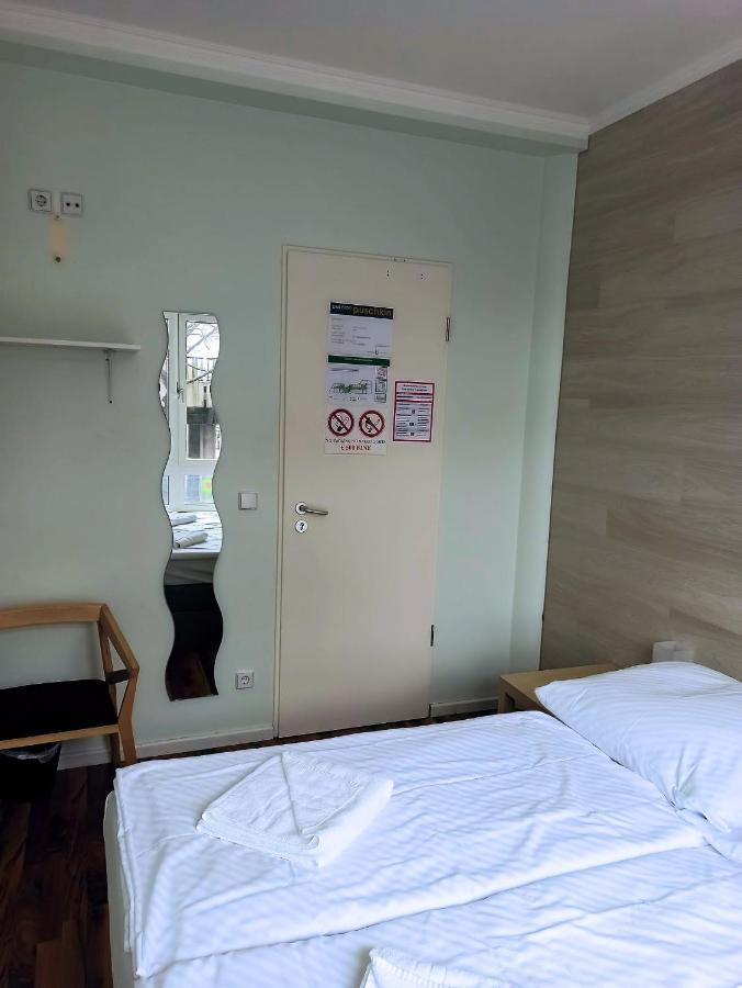 Puschkin Rooms Берлин Экстерьер фото