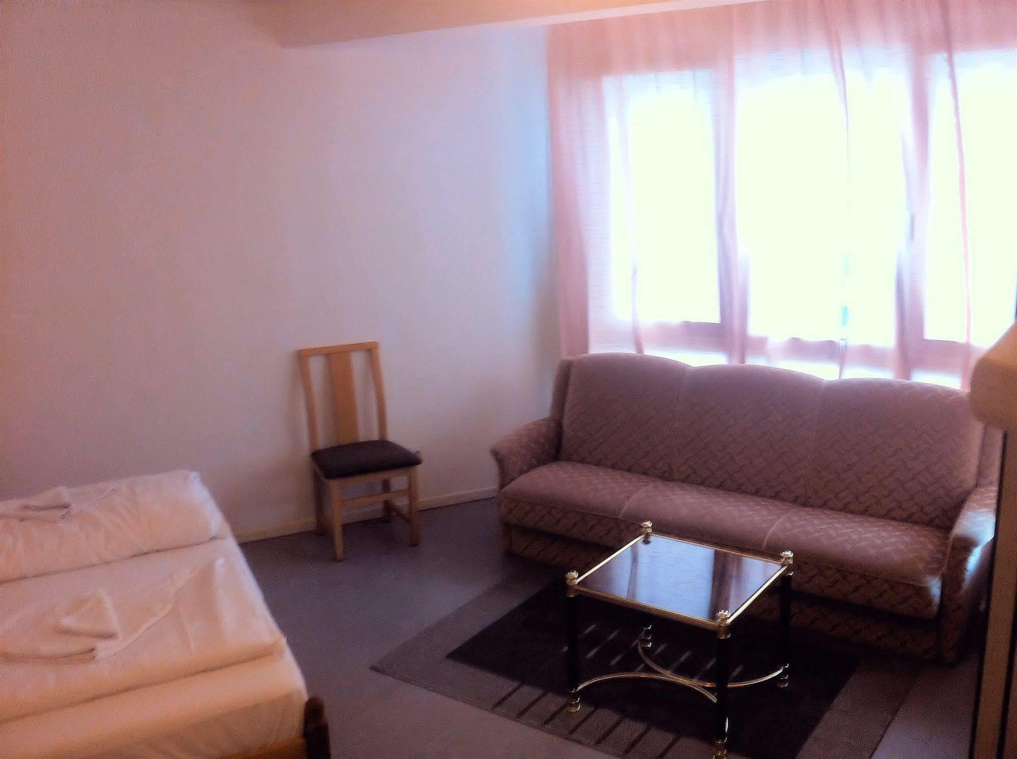 Puschkin Rooms Берлин Экстерьер фото